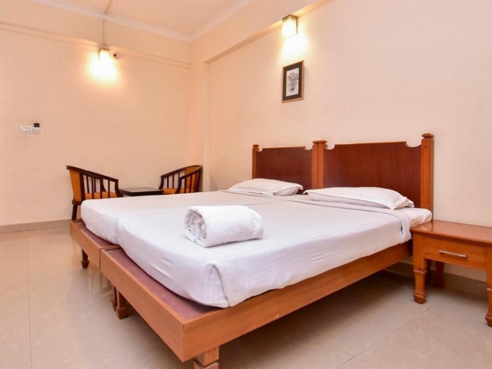 Room image 3